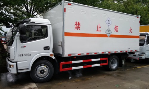 東風(fēng)感染性物品運(yùn)輸車 