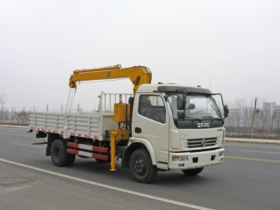 東風(fēng)多利卡3.2T隨車起重運(yùn)輸車  